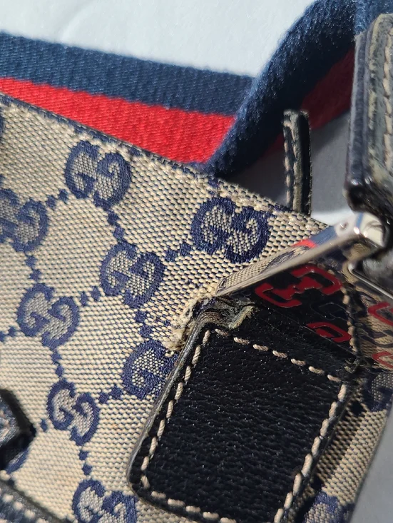 Authentic Gucci Messenger Bag - Picture 10 of 16